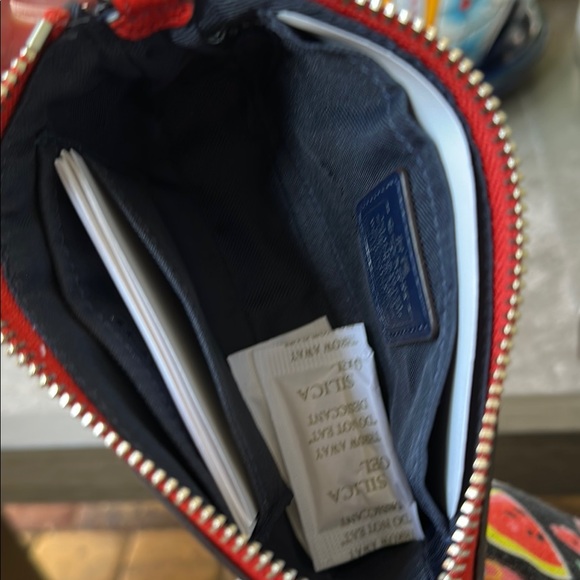 Coach Red Floral Women's Clutch/Wristlet NWT - Picture 6 of 9